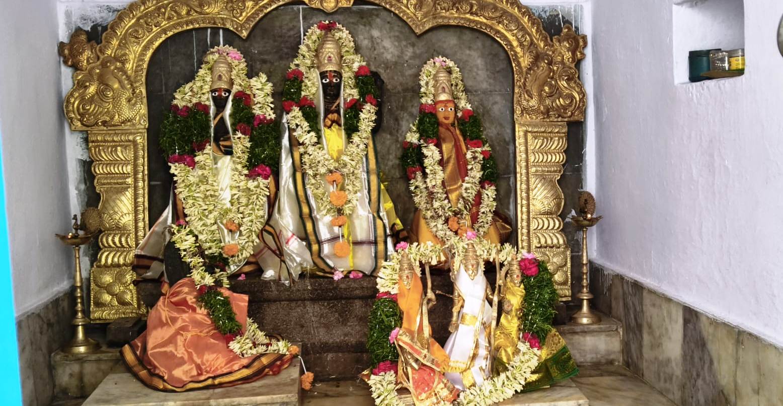 Velpugonda వేల్పుగొండలో సామూహిక కుంకుమార్చనలు