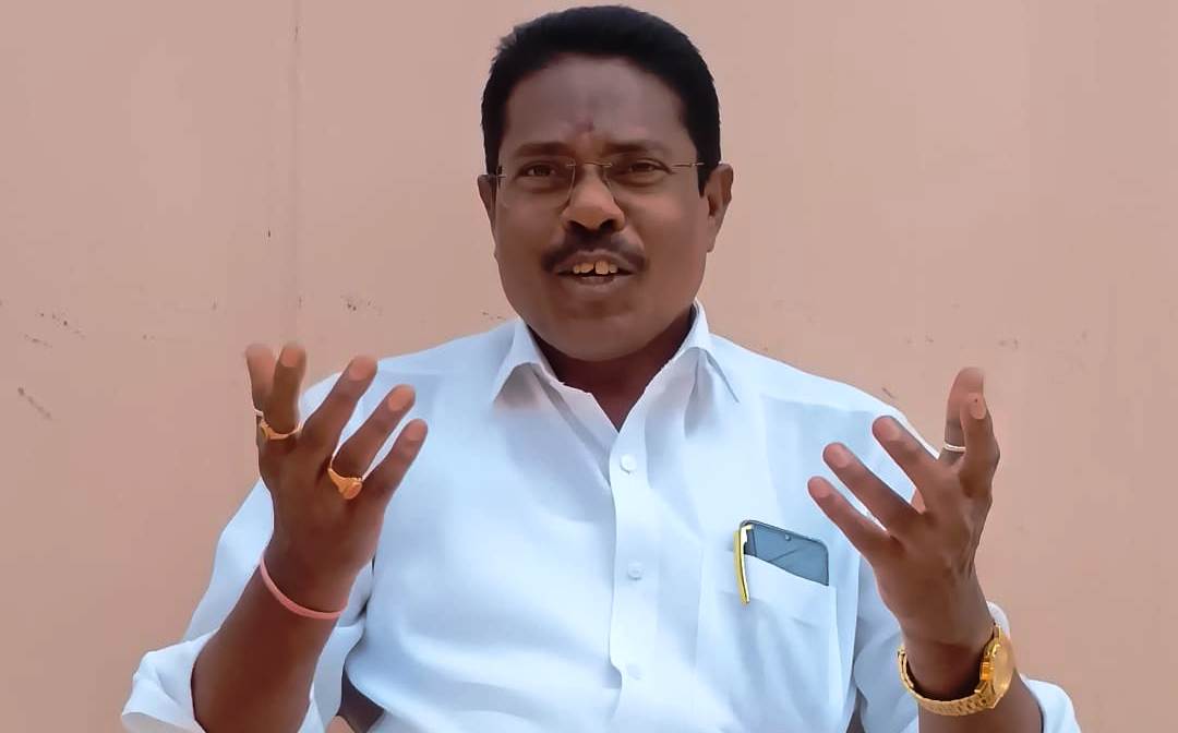 Attack on KCR Camp Office Gajwel గజ్వేల్ క్యాంప్ కార్యాలయం పై దాడి అప్రజాస్వామికం..!