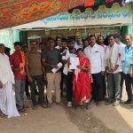 లారీలు రాక జొన్న రైతుల ఆందోళన