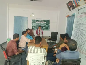 వెల్జాల్ గ్రామాభివృద్ధికి నిధులు మంజూరు చేయండి: ఎమ్మెల్యే కసిరెడ్డి నారాయణరెడ్డికి వినతిపత్రం అందజేత వెల్జాల్ గ్రామాభివృద్ధికి నిధులు మంజూరు చేయండి: ఎమ్మెల్యే కసిరెడ్డి నారాయణరెడ్డికి వినతిపత్రం అందజేత