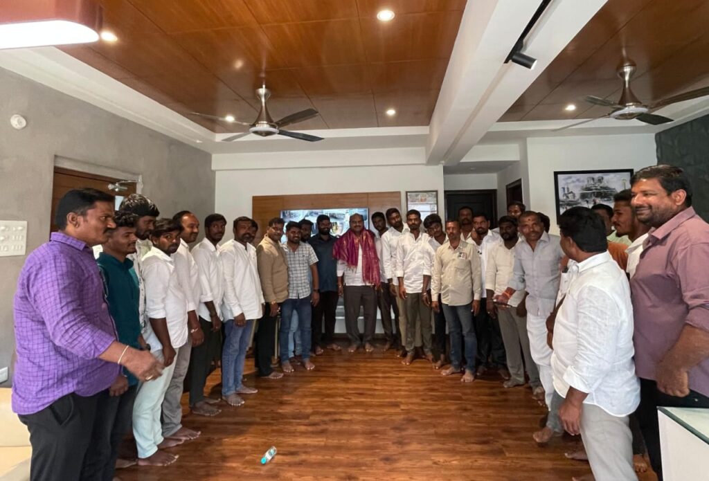 యువత సమాజ సేవలో ముందుండాలి: బీఆర్ఎస్ రాష్ట్ర నాయకులు కంఠారెడ్డి తిరుపతిరెడ్డి యువత సమాజ సేవలో ముందుండాలి: బీఆర్ఎస్ రాష్ట్ర నాయకులు కంఠారెడ్డి తిరుపతిరెడ్డి