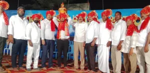 కొమురవెల్లి మల్లన్నను దర్శించుకున్న ఎమ్మెల్సీ ప్రొఫెసర్ కోదండరాం కొమురవెల్లి మల్లన్నను దర్శించుకున్న ఎమ్మెల్సీ ప్రొఫెసర్ కోదండరాం