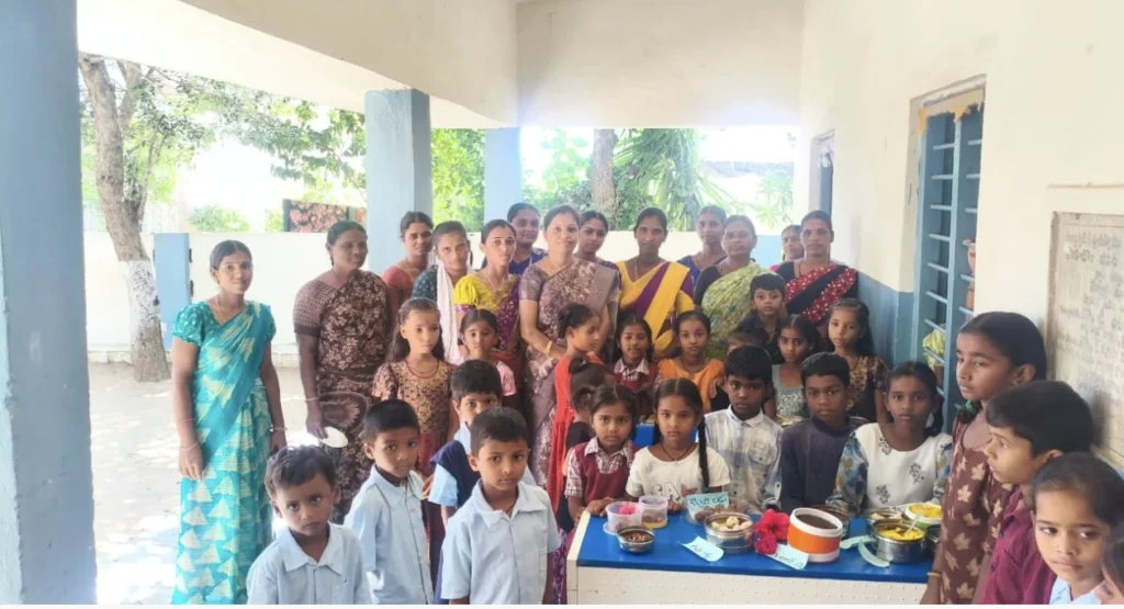 గొల్లగూడెం పాఠశాలలో ఘనంగా ‘న్యూట్రిషన్ ఫెయిర్’.. పోషకాహార ఆవశ్యకతపై విద్యార్థుల ప్రదర్శన