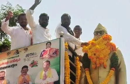 తెలంగాణ నిజమైన జాతిపిత ఆచార్య కొండా లక్ష్మణ్ బాపూజీ