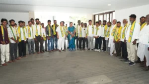 రెండు ఎమ్మెల్సీ పట్టభద్రుల స్థానాలకు అభ్యర్థులను ప్రకటించిన కాంగ్రెస్