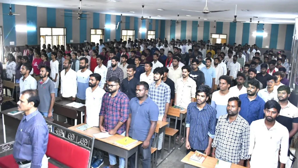 ఎస్‌ఐ, కానిస్టేబుల్ అభ్యర్థులకు ఉచిత కోచింగ్ ప్రారంభం