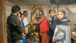 కోయగుట్ట మల్లన్న ఆలయంలో ఘనంగా దసరా వేడుకలు: జమ్మి వృక్షానికి ప్రత్యేక పూజలు