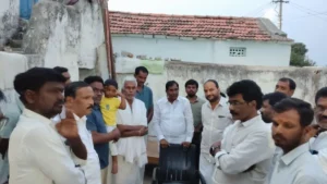 గందె సంతోష్ కుమార్ కుటుంబాన్ని పరామర్శించిన మాజీ ఎమ్మెల్యే అంజయ్య యాదవ్