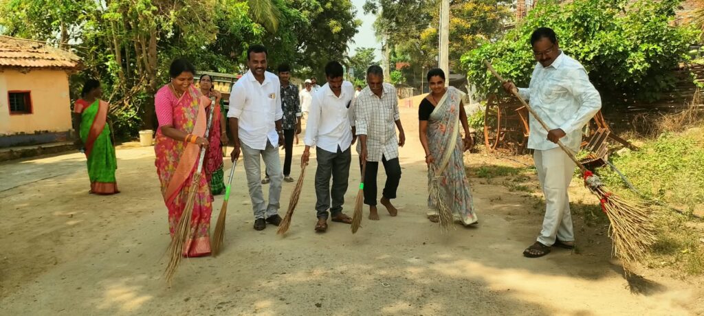 బాలానగర్‌లో ప్రత్యేక గ్రామసభ.. గ్రామాభివృద్ధి, పరిశుభ్రత, తాగునీటిపై చర్చ